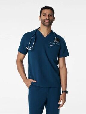 FIGS Men's Small Leon Three-Pocket Scrub Top and Cairo Cargo Pants